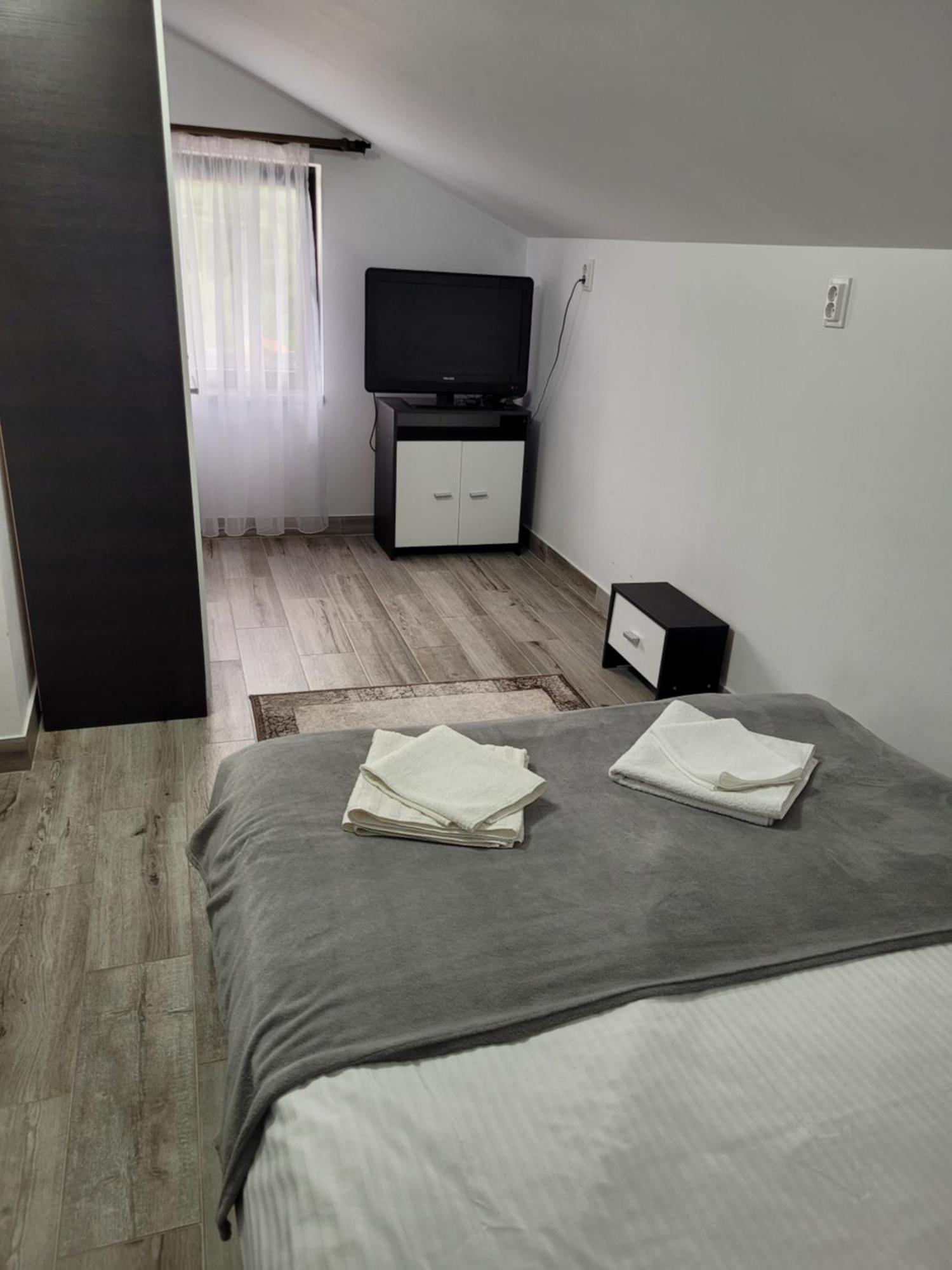 Appartamento Casa Radu Cîrlibaba Esterno foto